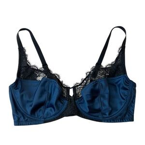 Understance Navy Blue Lace Trim Bra